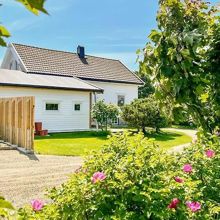 Holiday home Vesthassel-nesheim Borhaug